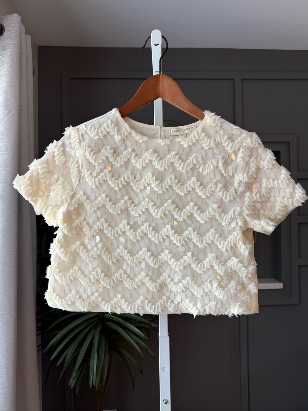 THIRTY THIRTY Ivory Sequin Fringe Crop Top XS NWT Textured